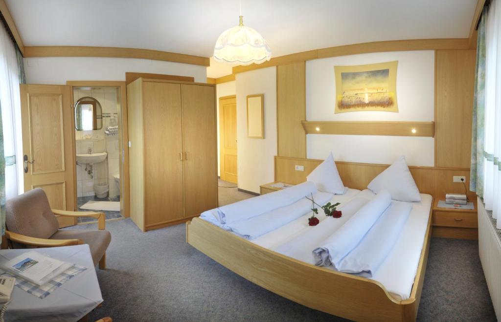 Alpenbad Aparthotel Ramsau am Dachstein Room photo